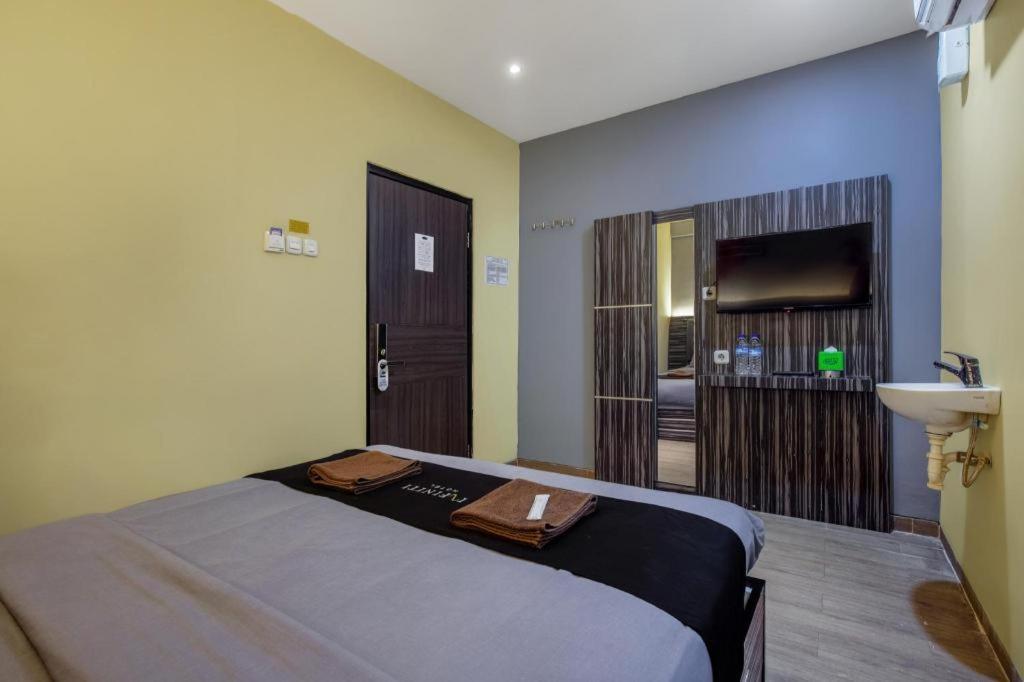 Infiniti Hotel