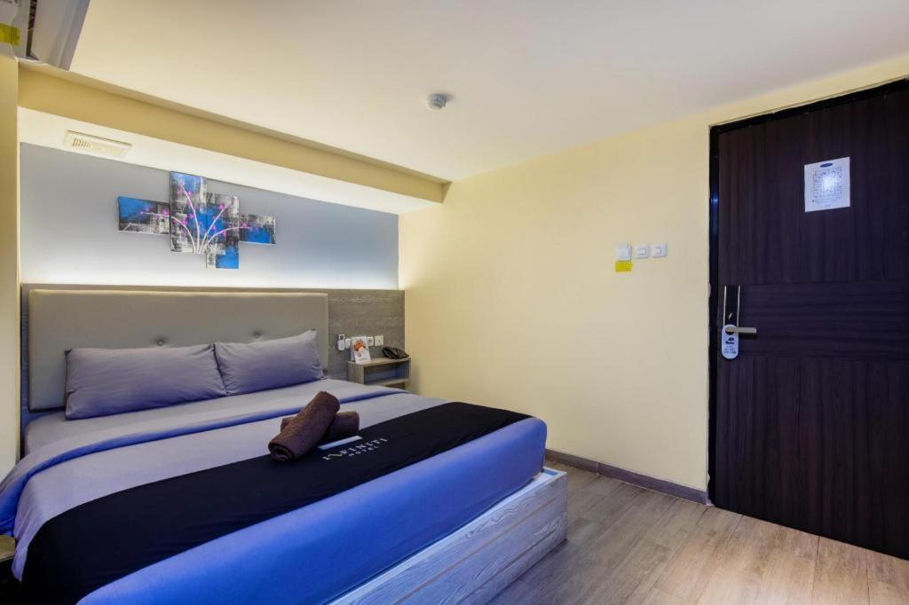 Hotel Infiniti *