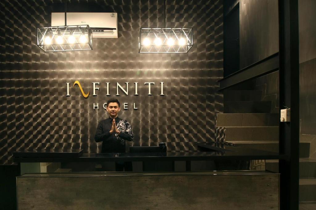 Infiniti
