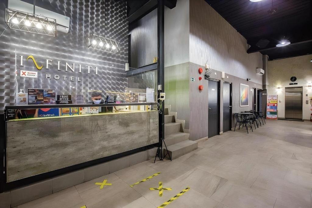 Hotel Infiniti