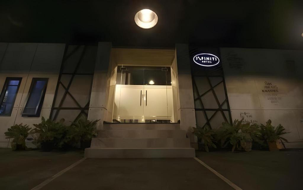 Infiniti Hotel *